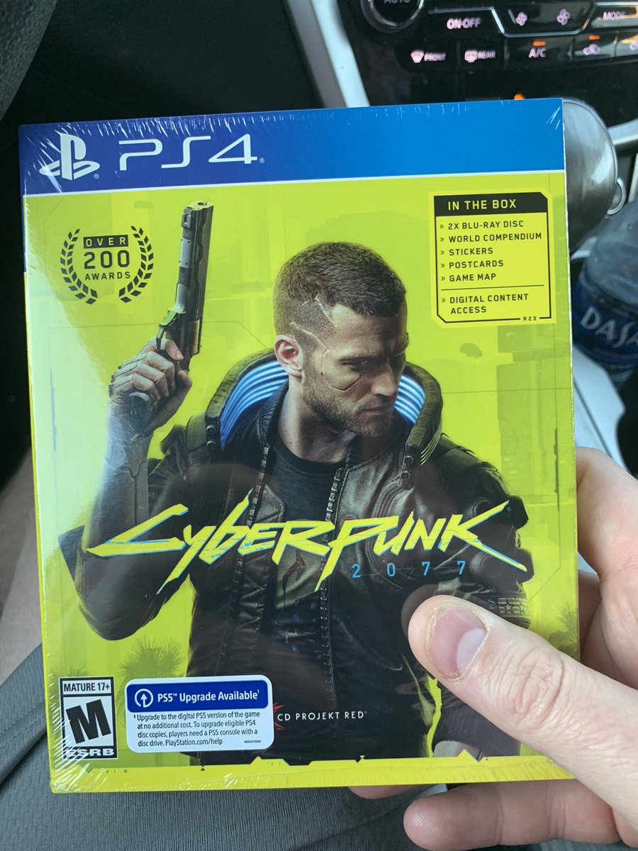 PBearProbs's tweet image. So excited I crashed my car taking this. 

#CDProjektRed #Cyberpunk2077 #polarbearproblems #pbearprobs