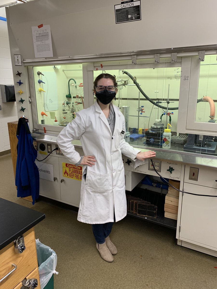 You can’t tell because of my mask and glasses but I’m super happy about being back in the lab to start my PhD research!!