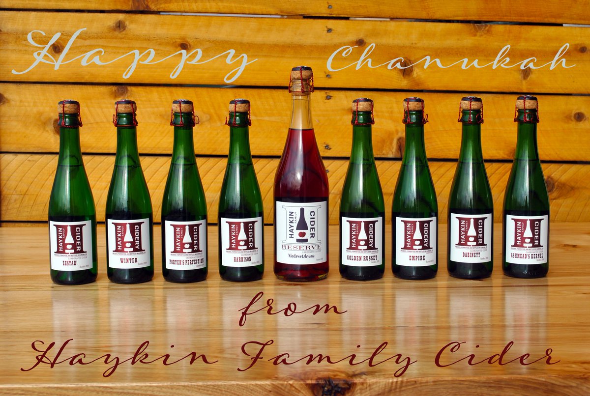 HaykinCider's tweet photo. Happy first night of Chanukah to all who celebrate! <3
#cider #pickcider #drinkcider #makecider #haykinfamilycider #ciderlover #cideriswine #madeincolorado #thisisaurora #COcraft #supportsmallbusiness #smallbusiness #awardwinning #Coloradoproud #pickciderforhanukkah #hanukkah2020 https://t.co/fyNmDWKTlU