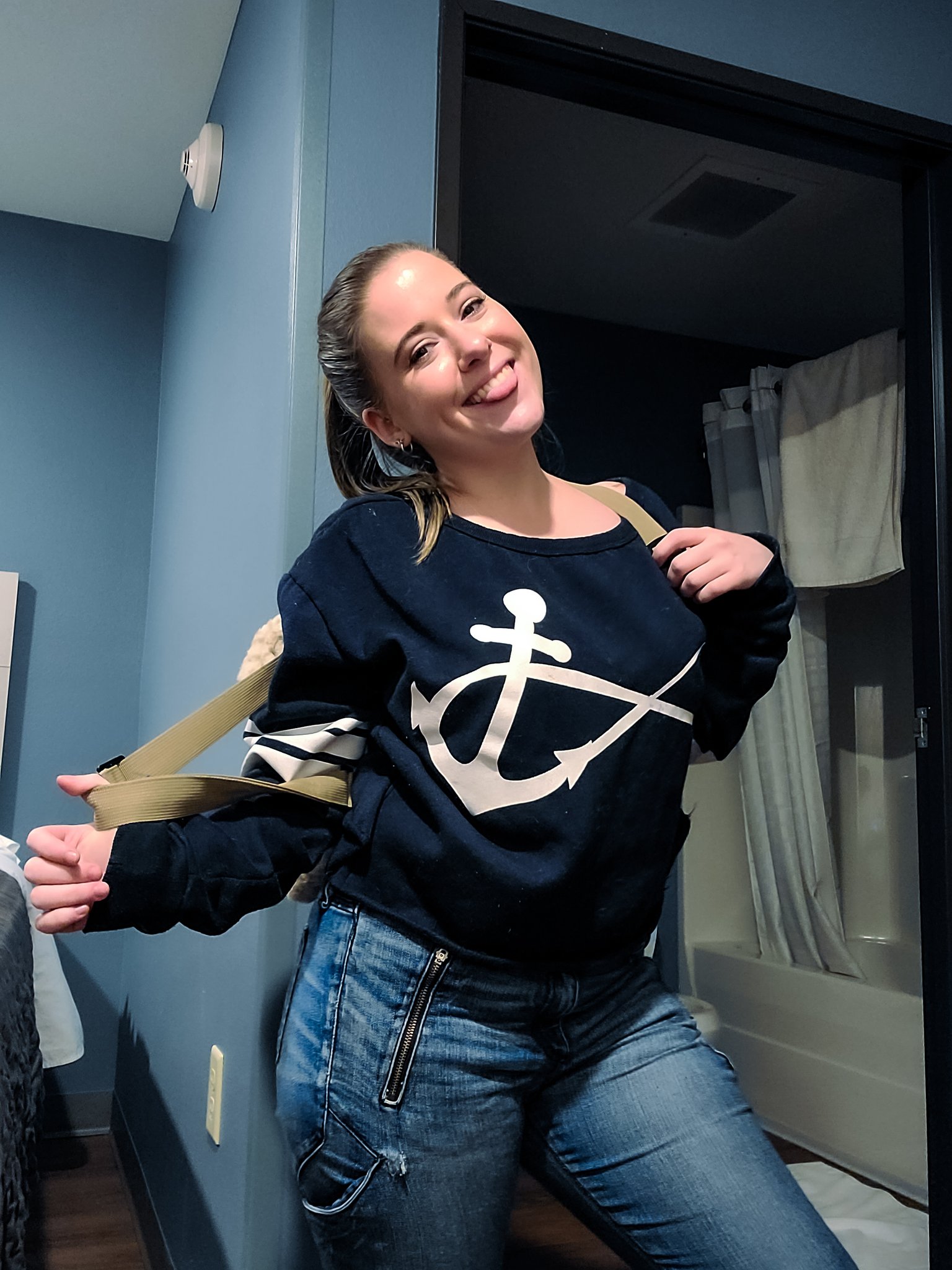 TW Pornstars - Alice Merchesi. Twitter. This is my favorite sweater I