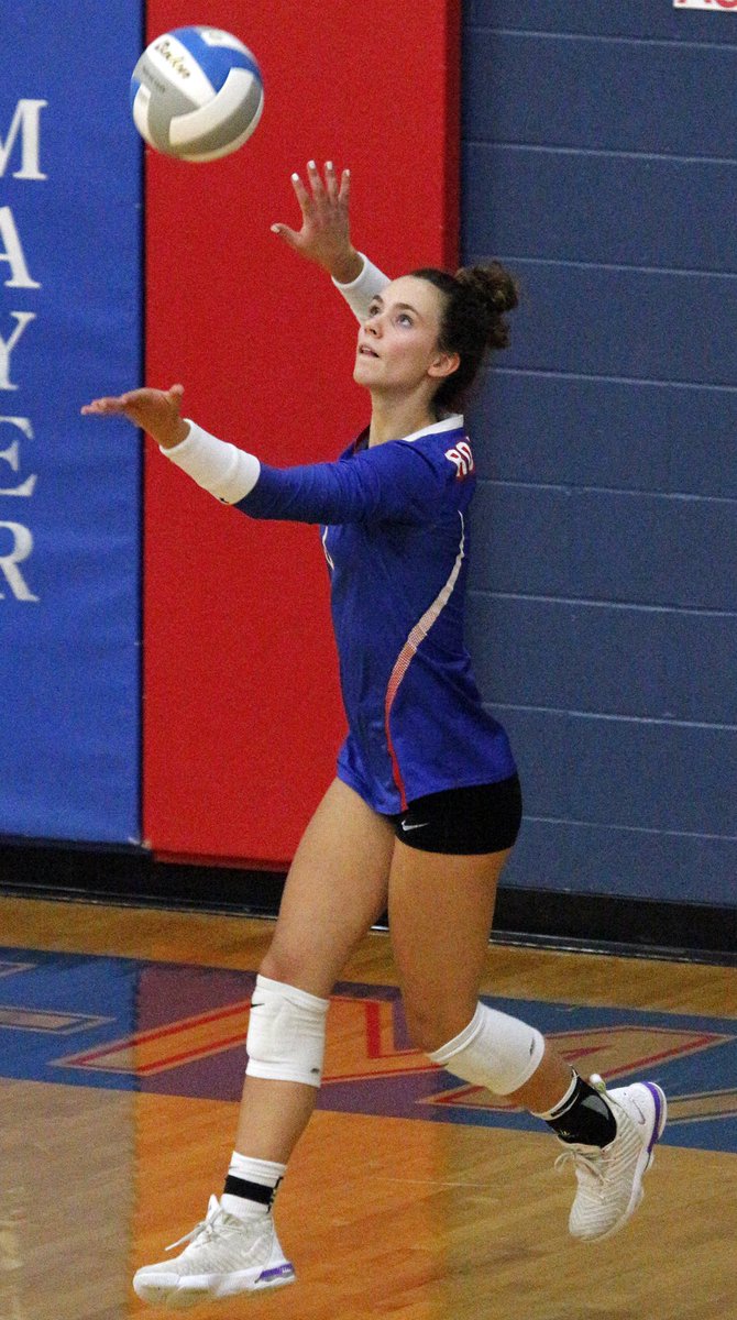 The #HJSports Volleyball Player of the Year:

Paige Thibault of Watertown-Mayer

“Paige is not only a high-level player, she is also a great leader on and off the court." -HC Andrea Raser

-195 kills in 2020
-1,486 career kills
-1,327 career digs
-2020 Strib All-Metro 2nd Team