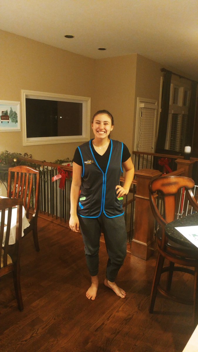 Look out Wal-Mart shoppers! #walmart #collegejob