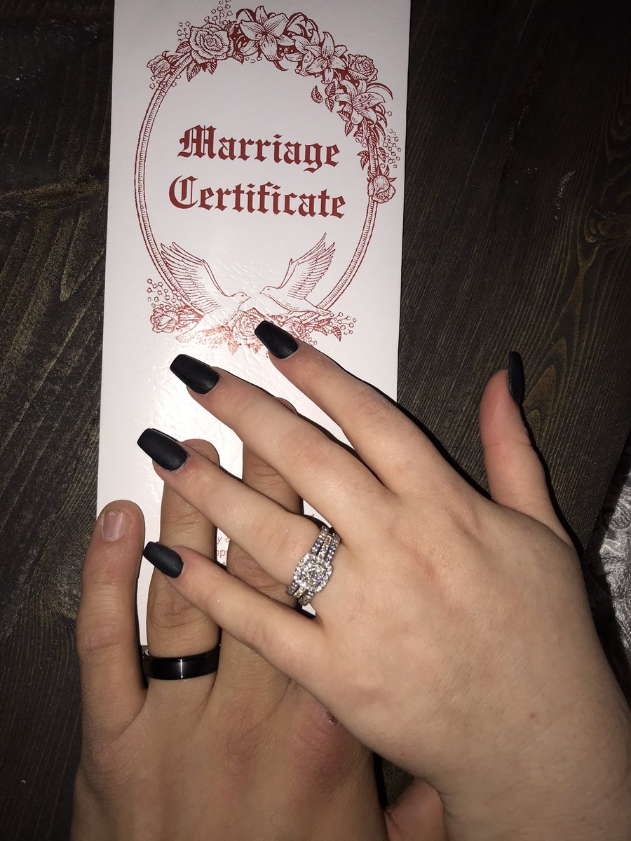 httx_lulu's tweet photo. I’m officially Mrs. Dougan❤️ Honeymoon in Dallas tomorrow ❤️ I’m so thankful for Hod giving me this man!! I can’t wait to continue to do life with you but now being called Mrs. 🖤🖤🥰😭🥰 https://t.co/LTSVWRNWZz