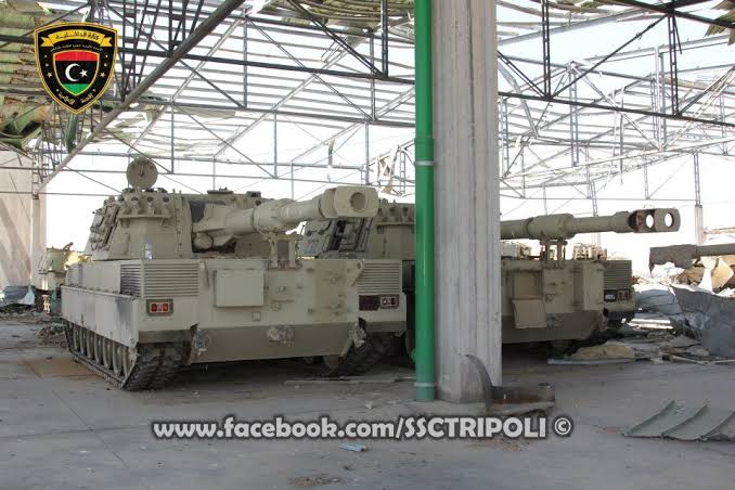 The Palmaria is the heavy hitter of the Libyan army. Libya, Nigeria an Italy are the only operators of this howitzer. Libya aquired 160 of these SPG in 1981.