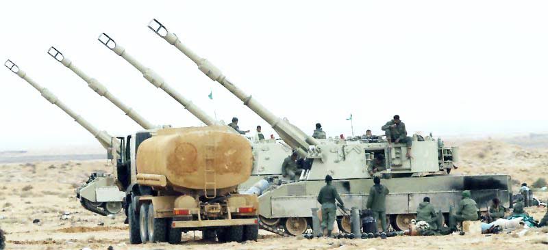 The Palmaria is the heavy hitter of the Libyan army. Libya, Nigeria an Italy are the only operators of this howitzer. Libya aquired 160 of these SPG in 1981.