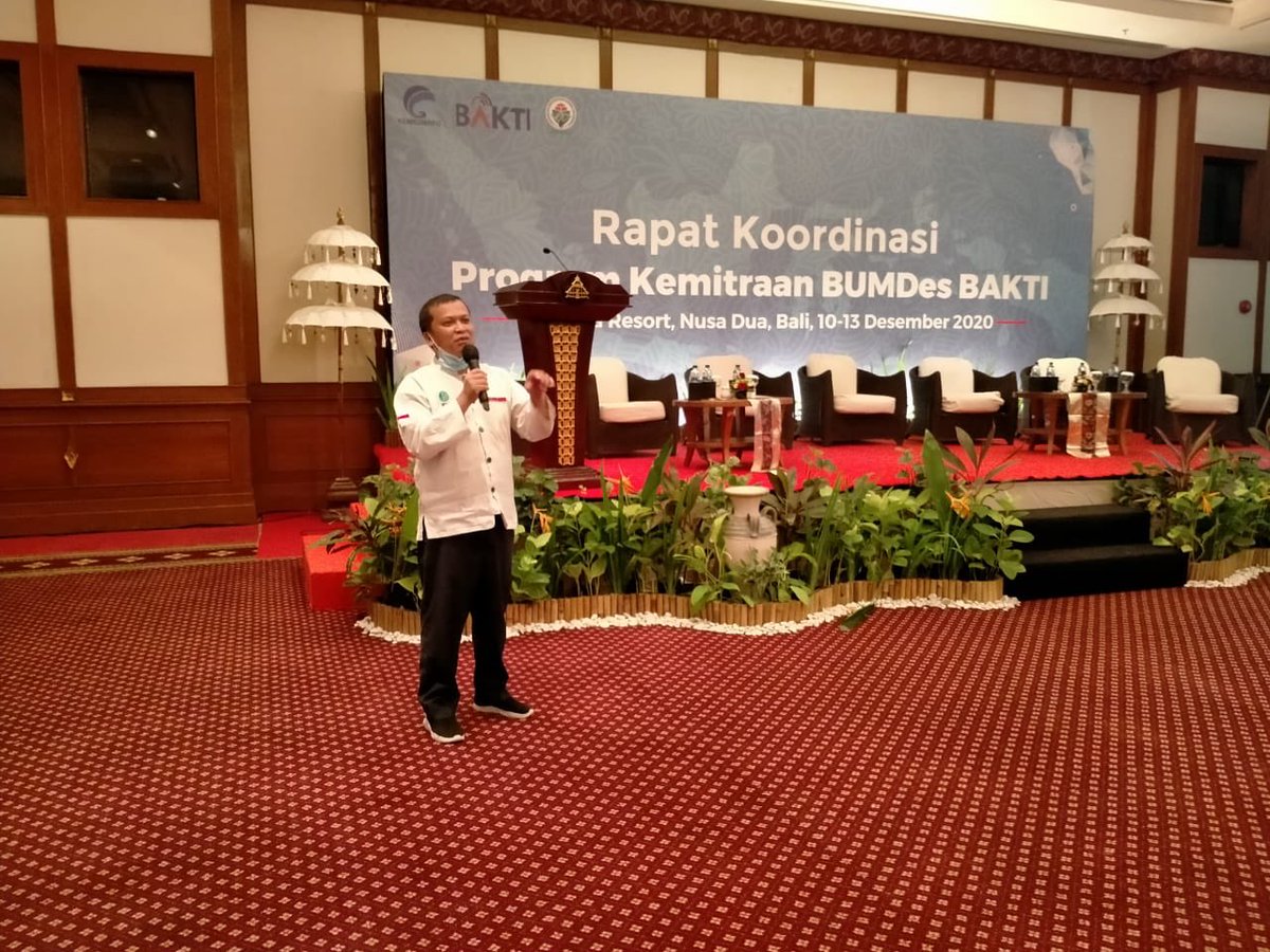 BP2DK_ID's tweet photo. Hai sobat #pandudesa
11/12 | Direktur Eksekutif BP2DK Irman Meilandi mepresentasikam PTKD Sideka di Rakor Program Kemitraan BUMDes Bakti, Ayodya Nusa Dua Bali.
#Pandudesa #SIDeKa #bp2dk #baktikominfo #kemkominfo https://t.co/t1jFQUsLE4