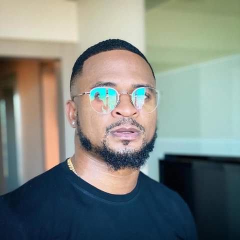 The day is bright and fair. 
Make the best of this day. 
#BlessedFriday