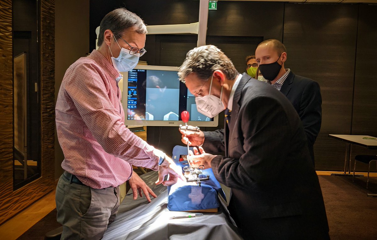 7DSurgical's tweet photo. We are on the road &amp; bringing #machinevision technology to our surgeons in Europe! We have had an incredible experience so far &amp; look forward to making a positive impact by providing fast and accurate #navigation with #noradiation!
#spinesurgery #neurosurgery #augmentedreality https://t.co/IhRITDXgQr