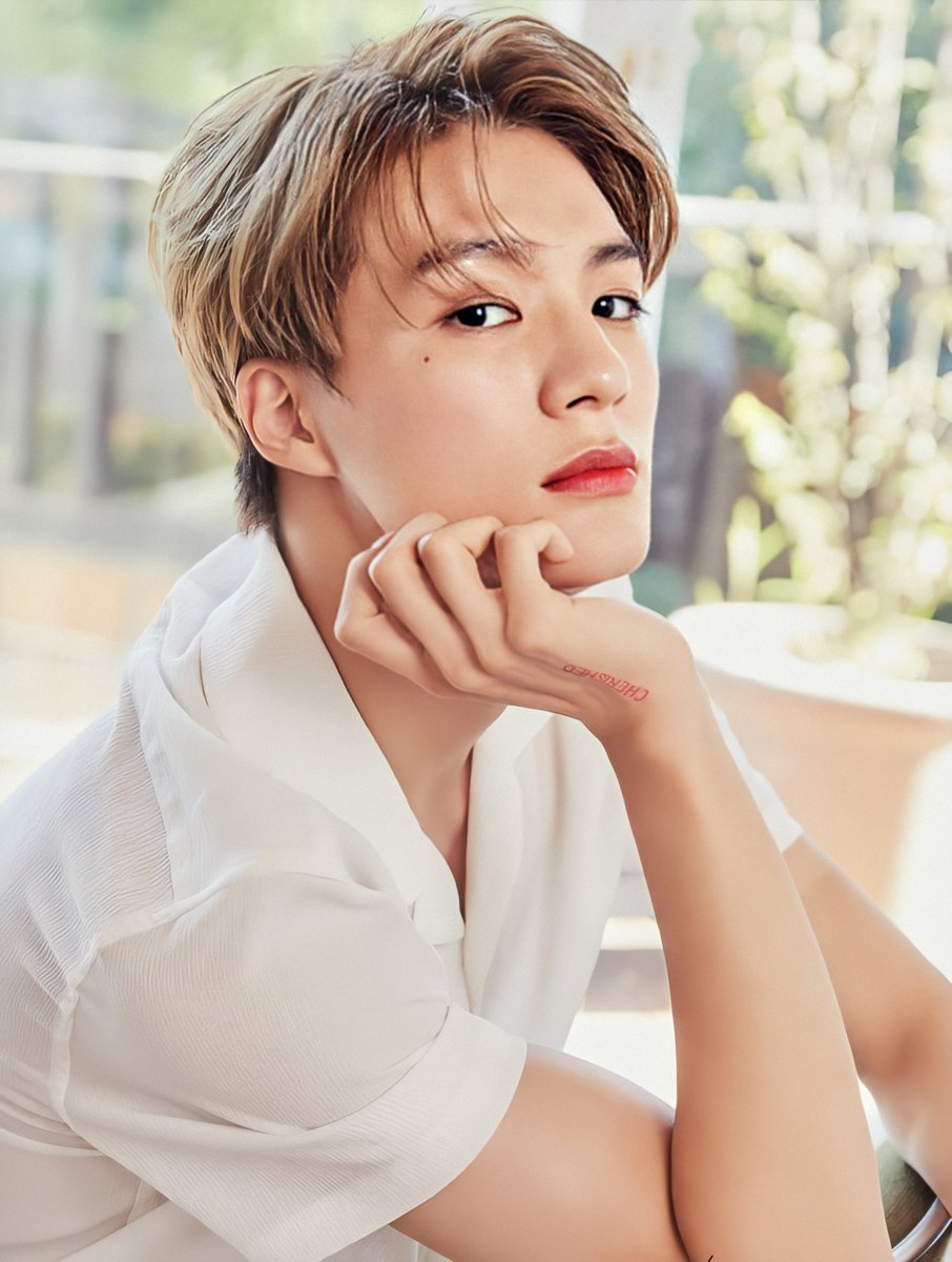 picture of perfect things— a thread