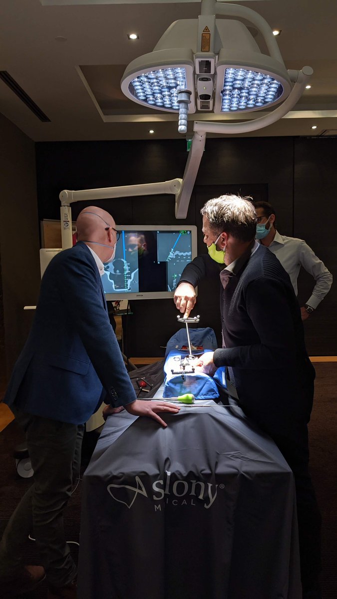 7DSurgical's tweet photo. We are on the road &amp; bringing #machinevision technology to our surgeons in Europe! We have had an incredible experience so far &amp; look forward to making a positive impact by providing fast and accurate #navigation with #noradiation!
#spinesurgery #neurosurgery #augmentedreality https://t.co/IhRITDXgQr