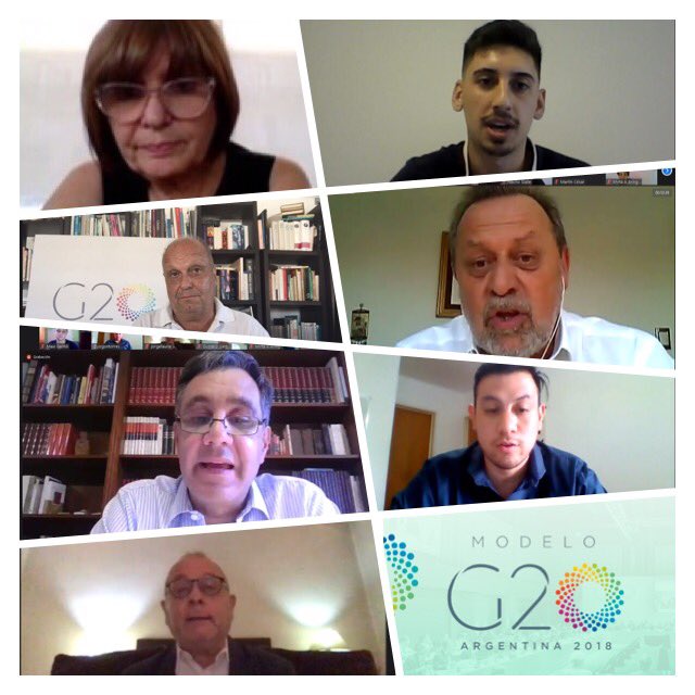 IvoFoguetOK's tweet photo. Junto a grandes dirigentes conmemoramos la Cumbre de Líderes del 2018 y dimos apertura al Simulacro del @G20Modelo organizado por la @JProCba_ y acompañado por @PensarCordoba Feliz de haber sido parte de esta hermosa jornada. Gracias! “Esto recién empieza” 🇦🇷💛💪 https://t.co/oSNt9xiqF3