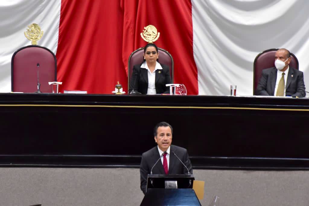 MarigrazHdez's tweet photo. Este jueves, participé en la comparecencia del Gobernador ante el Congreso del Estado, como parte de la glosa del informe del segundo año de gobierno. https://t.co/CntVq3B1Rn