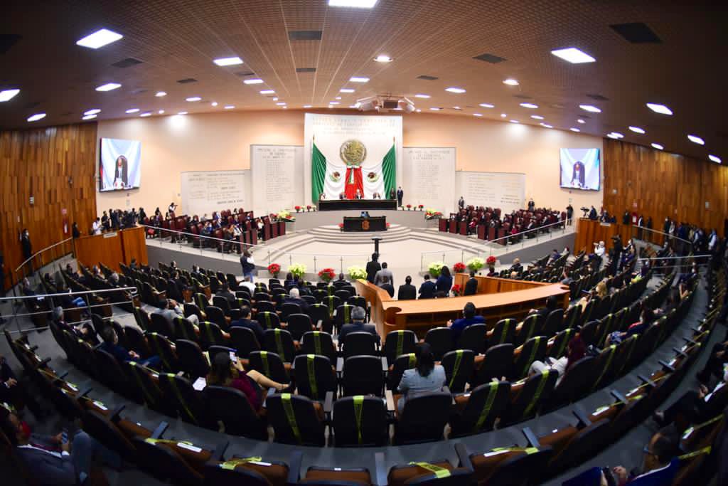 MarigrazHdez's tweet photo. Este jueves, participé en la comparecencia del Gobernador ante el Congreso del Estado, como parte de la glosa del informe del segundo año de gobierno. https://t.co/CntVq3B1Rn