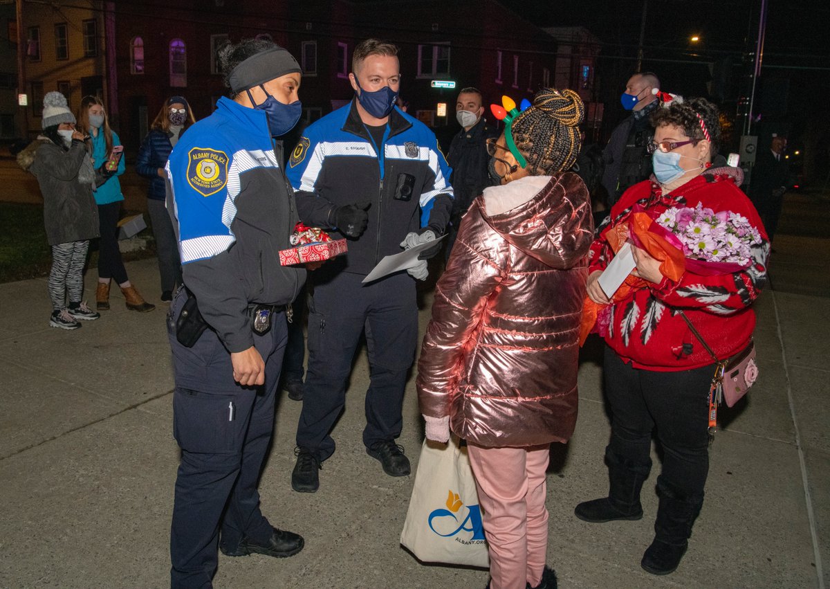 Albany Police tweet media