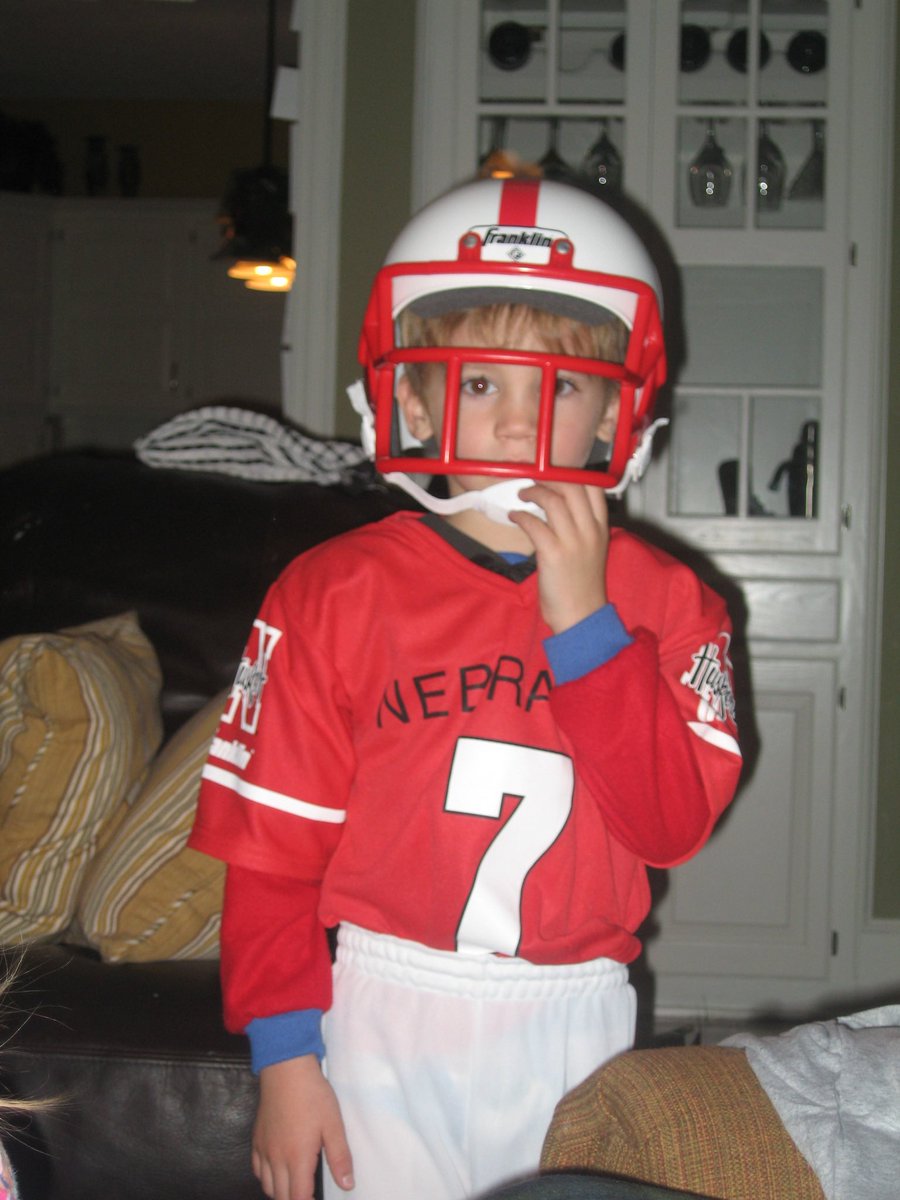 🖤🤍❤️
Husker fan since birth. 
<a href="/BoKinney7/">Bo Kinney</a> works pays off 
Congrats my sweet son!