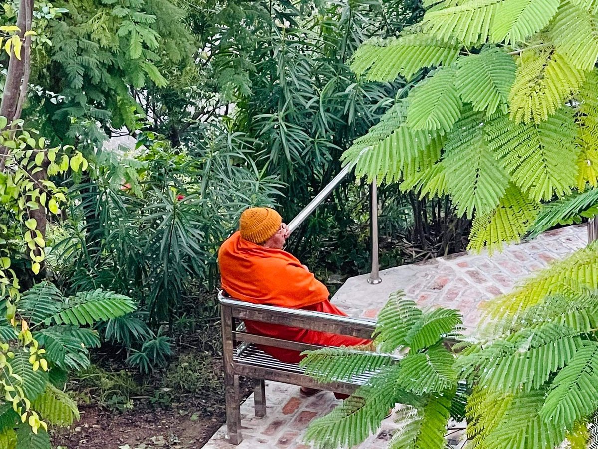 ၁၁-၁၂-၂၀၂၀ စစ်ကိုင်းတောင် နံနက်ခင်း၊
"အဘိဓဇစေတီတော်" ပေါ်မှ ပို့သမေတ္တာခြင်း။
☸️ အရောဂါ ဒီဃာယုကာ ဘဝန္တု ☸️
အနာကင်းကွာ ကျန်းမာစွာဖြင့် အသက်ရှည်ကြပါစေကုန်သတည်း။ #သီတဂူ #sitagu