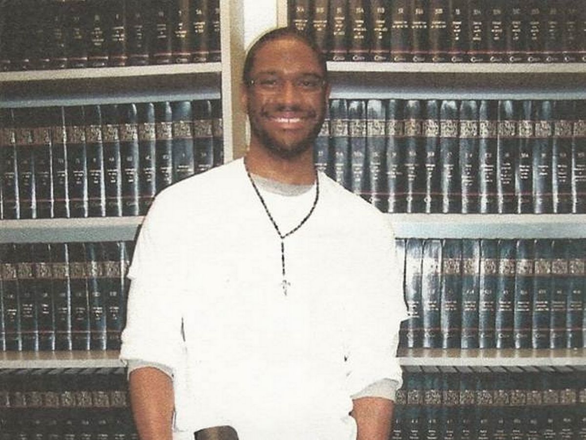 _Marianne_____'s tweet photo. PLEASE DON'T STOP TWEETING AND SHARING!
SAY HIS NAME !
KEEP ON FIGHTING FOR BRANDON !
PLEASE DON'T GIVE UP!
IT'S NOT TOO LATE!
#BrandonBernard #BLM #BlackLivesMatter https://t.co/TNzfmSwYUp