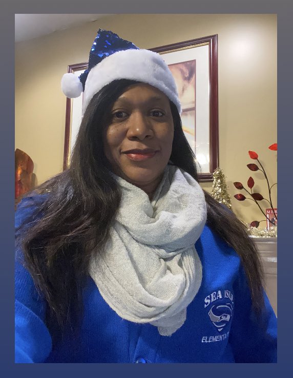 ReneeMeeks's tweet photo. Day 6: Silver Bells 
Wear silver, blue, and white. 

@SeaIsleSeahawks #ElementaryPrincipal #SeaIsleStyle #WinterBreak #12DaysCountdown https://t.co/f0fzdKsJkh