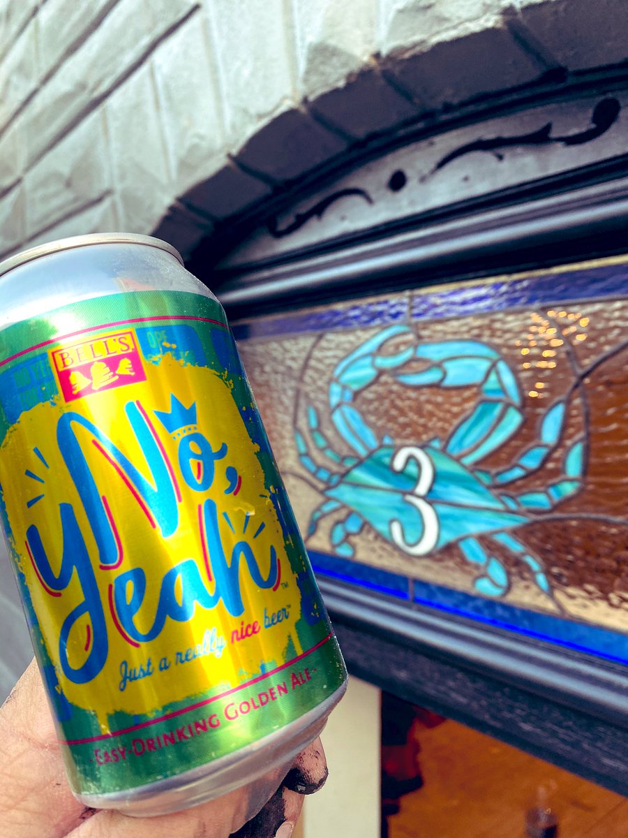 CraftBeerReview's tweet photo. Easy drinking delicious beer by @BellsBrewery !!!! Keep an eye out for this one in the near future 👀🍻 #CraftBeer https://t.co/71tX9i8yyF