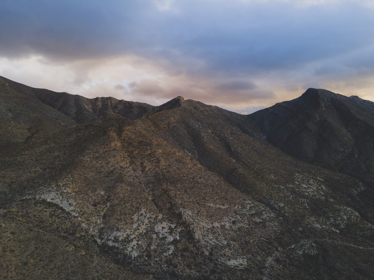 SalgadoPhoto_'s tweet photo. Does it ever feel like you're living in a painting? 
📍El Paso, Texas https://t.co/g63q26ZojM