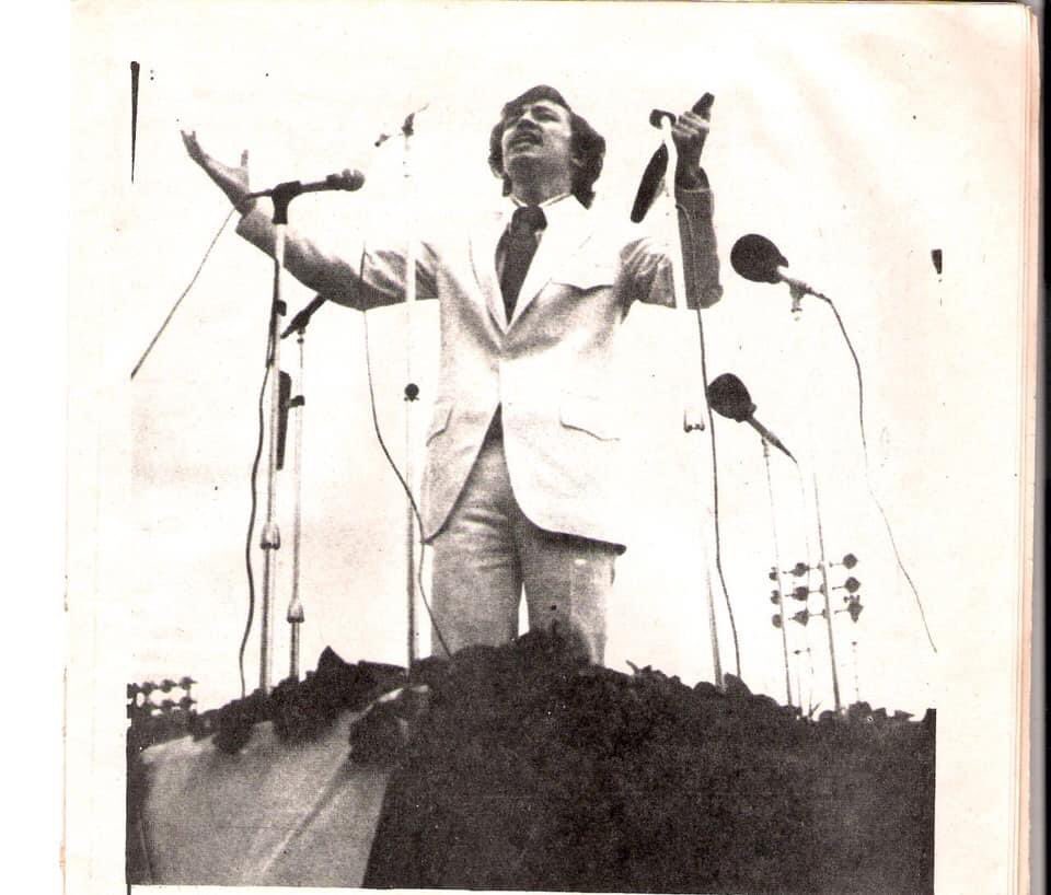 TotoSalcedo's tweet photo. Julio César Ruibal. Rindió su vida a Jesús, 1972 Octubre. Nació el 15/5/53-13/12/95 partió a su hogar en el cielo. Agradecidos por enseñar a miles una relación verdadera con el Espíritu Santo. https://t.co/WsCEQUe5u5