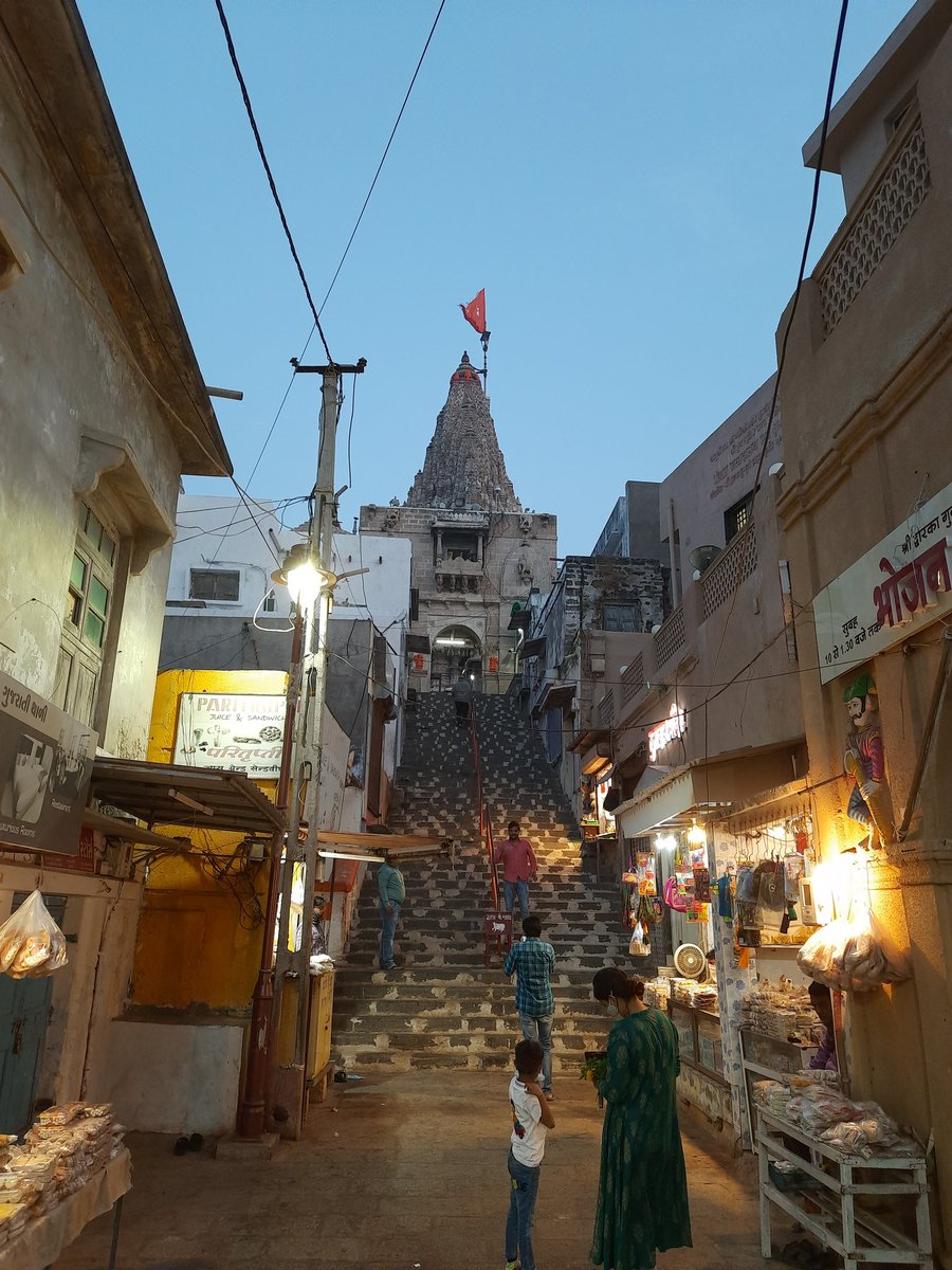 Ravi ♧ (@kritis_admirer) on Twitter photo Dear <a href="/kritisanon/">Kriti Sanon</a> ,
Today I went to Dwarka Temple to specially pray for your fast recovery to Lord Krishna 🙏🏻
I dived into cold Gomti River early in the morning at 5am, just for your betterment of your health 💫
Now you'll recover soon😊❤️
1) Front View 2) Rear View Dear <a href="/kritisanon/">Kriti Sanon</a> ,
Today I went to Dwarka Temple to specially pray for your fast recovery to Lord Krishna 🙏🏻
I dived into cold Gomti River early in the morning at 5am, just for your betterment of your health 💫
Now you'll recover soon😊❤️
1) Front View 2) Rear View