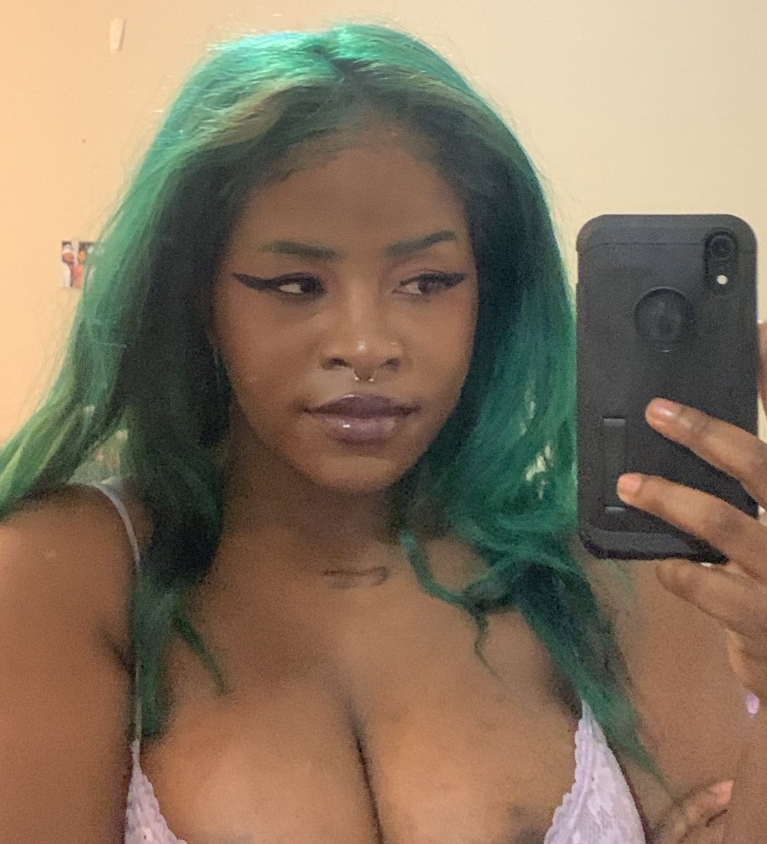 JeminiStarrr's tweet image. Just a reminder that I'm pretty as hell ✨🌙