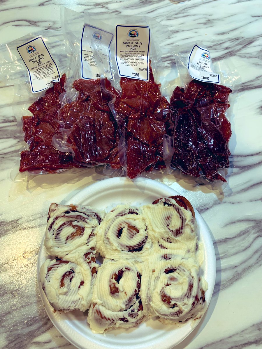 DarcyWags's tweet photo. You know it’s a good day when @FarmsSovereign throws in some cinnamon buns with your pork jerky order! Thanks boys! And thanks to the ladies that made the buns!! #SKPork #PorkJerkyTheOneYouLove https://t.co/ZS1O8hw8FV