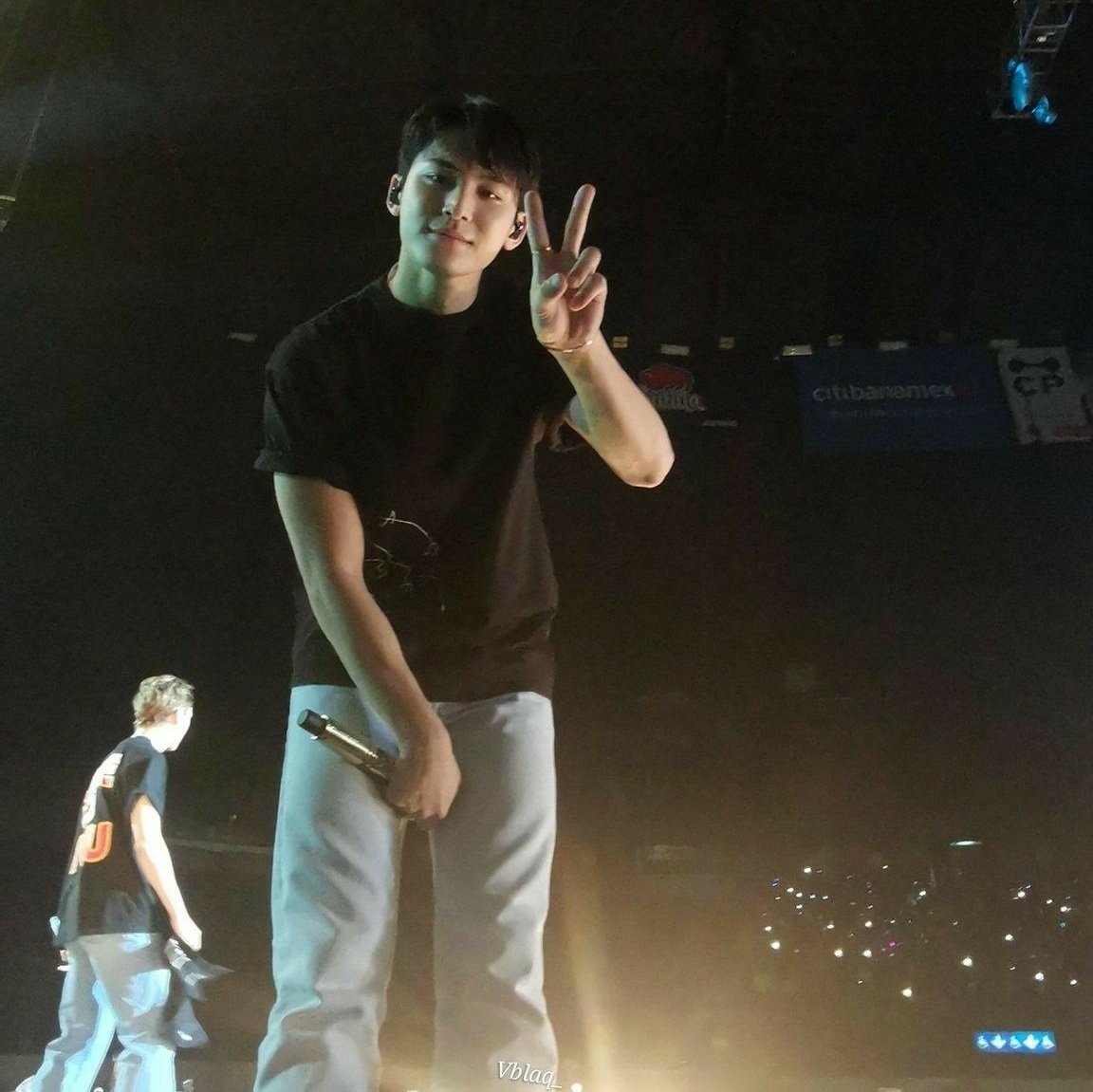 How Mingyu would look like in real lifea thread  @pledis_17