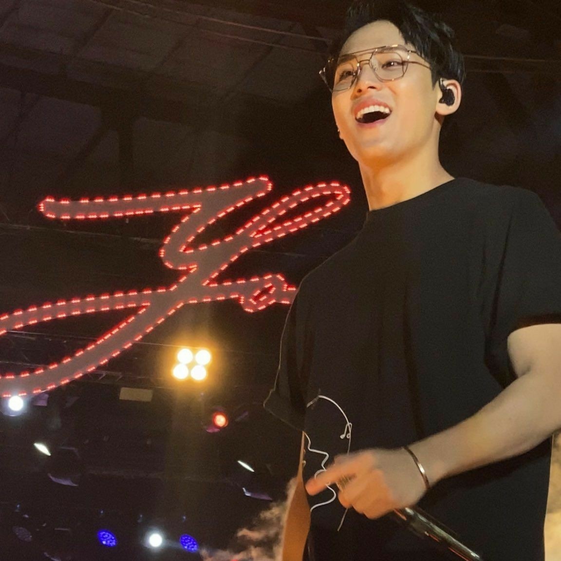 How Mingyu would look like in real lifea thread  @pledis_17