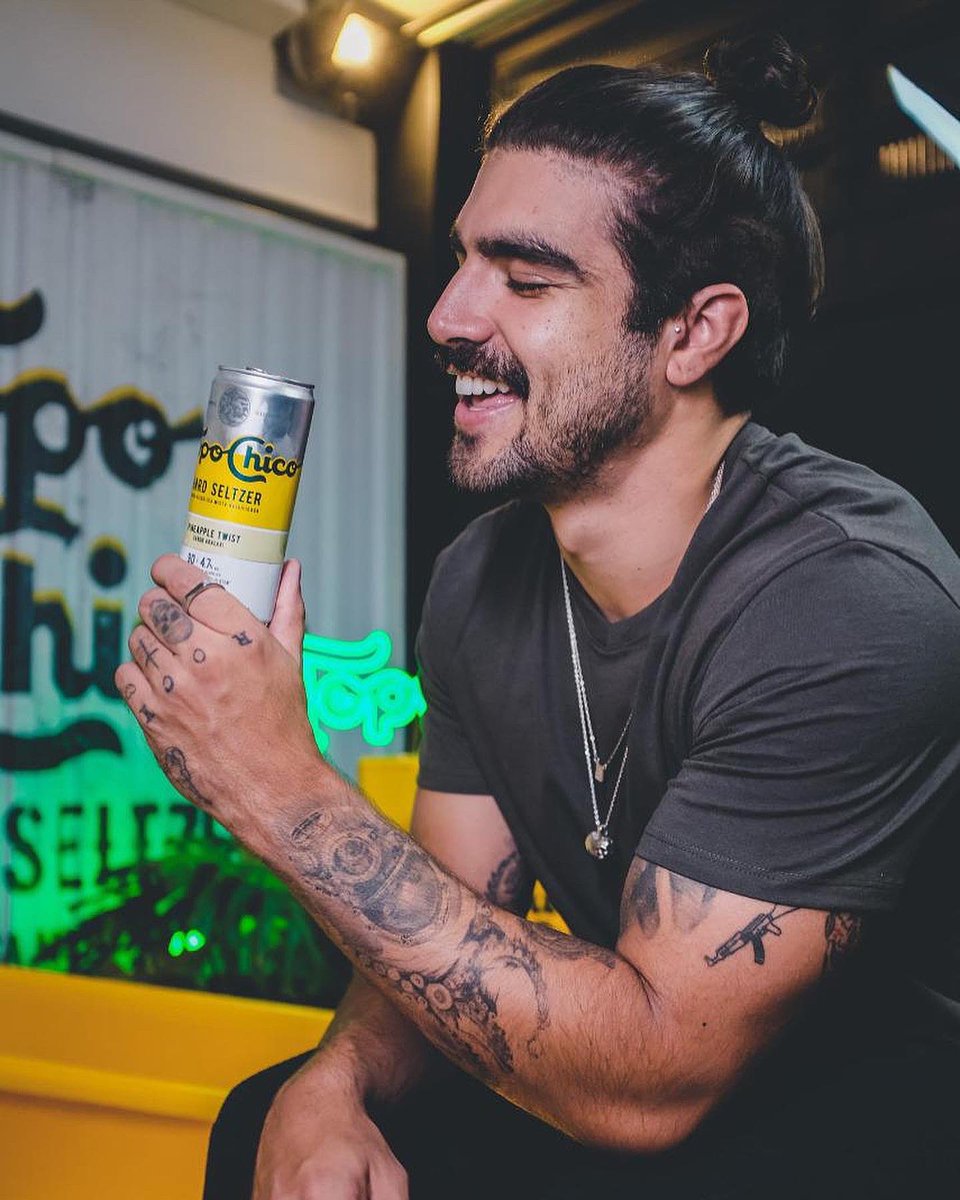 Caio Castro tweet media