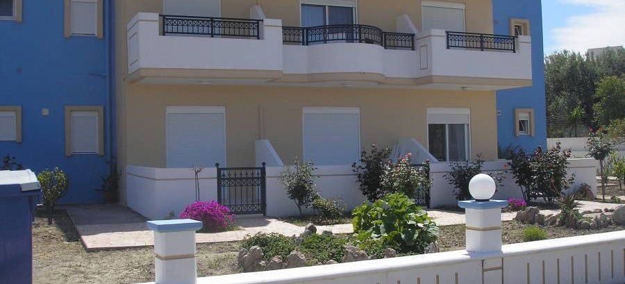 Luxurius apartments block built in 2004 just a few minutes away from the sandy beach of Faliraki  #KallitheaFood #GreeceTours #GreeceTravelBlogger #instantworldbooking #GreeceTourism #moneysaving #style #boutiquehotels #travelphotography #inns #beautiful hosteltraveler.com/Greece-hostels…