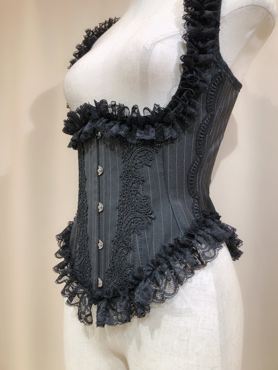 Mr Corset Ar Twitter 新作ベストコルセット カッコ可愛いベストコルセットが 入荷 下部にもレースがあしらわれて 豪華な仕様になってます ストライプ柄ベストコルセット 3 T572 26 000 Tax Bk ストライプ T Co Jo4bynq3jj Mrcorset