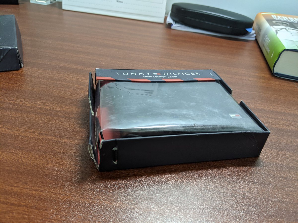 Rithesh04's tweet image. #FraudAlert #Myntra #ReturnRequest #DamagedProduct #DifferentProduct I recieved a damaged and different product from the one I ordered and Myntra denied the return request because it was damaged. @myntra @MyntraSupport Even the packaged box was damaged. Shame on you.