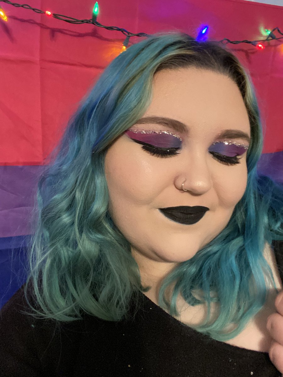 Kycola's tweet image. NOT confused 💖💜💙 #bipride #LGBTQoftwitter