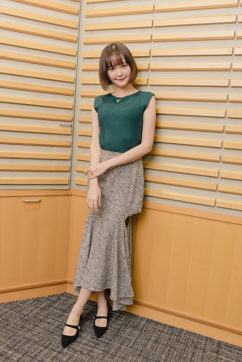 耐熱 二層 足あとぐらす (M) rosarymoon leopard side open skirt