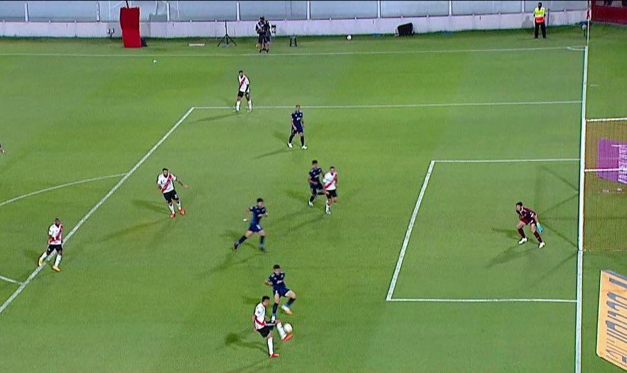 Habilitado. Misma Linea de la pelota. Dejen de operar que se nota mucho y vayan a dormir que ya es tarde!!