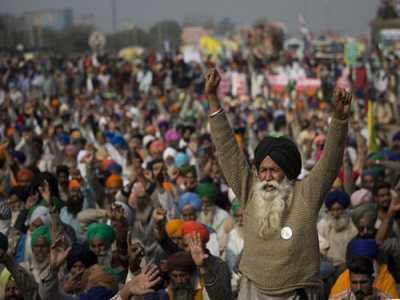 GURICALIFORNIA's tweet photo. #14दिसंबर_भारतबंद BJP NE DAL DIYA GANDH, 14 tareek ko bharat bandh..
Blind bhagats stay far please... Thank you 🙏🏻 https://t.co/Mi7pMUwjam