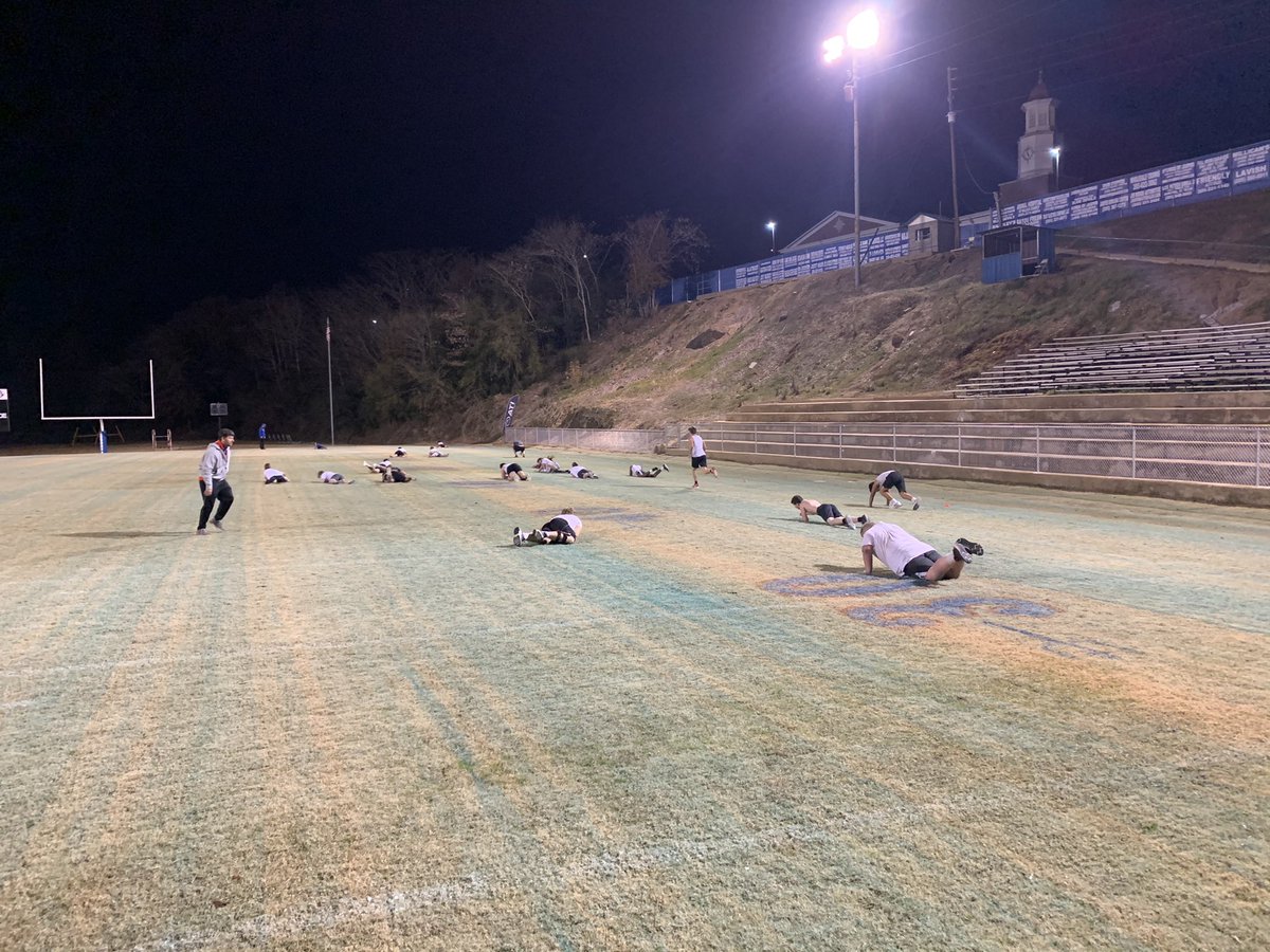FootballCordova's tweet photo. Night Workout number 1 in the books for the 2021 team! #DominateTheDay https://t.co/zWdaGU4qUc