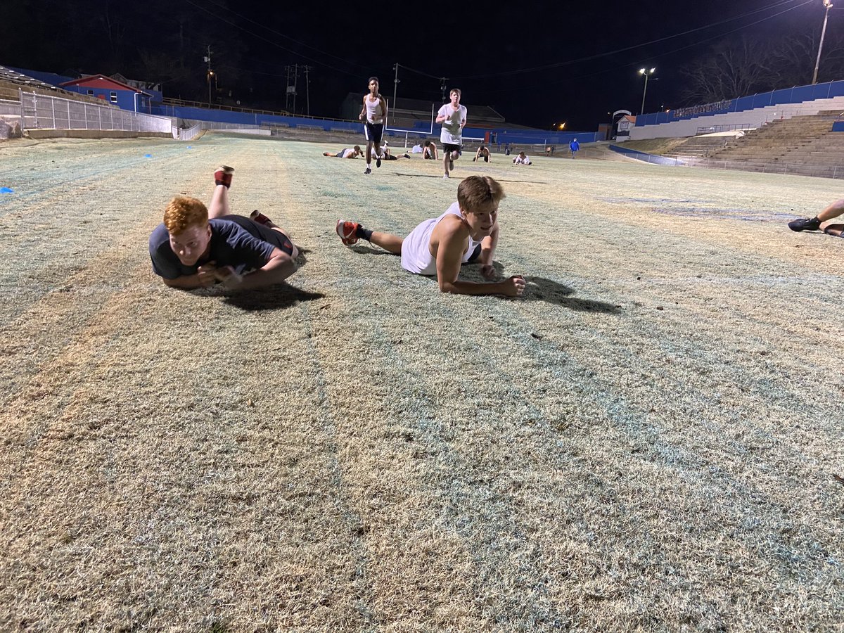 FootballCordova's tweet photo. Night Workout number 1 in the books for the 2021 team! #DominateTheDay https://t.co/zWdaGU4qUc