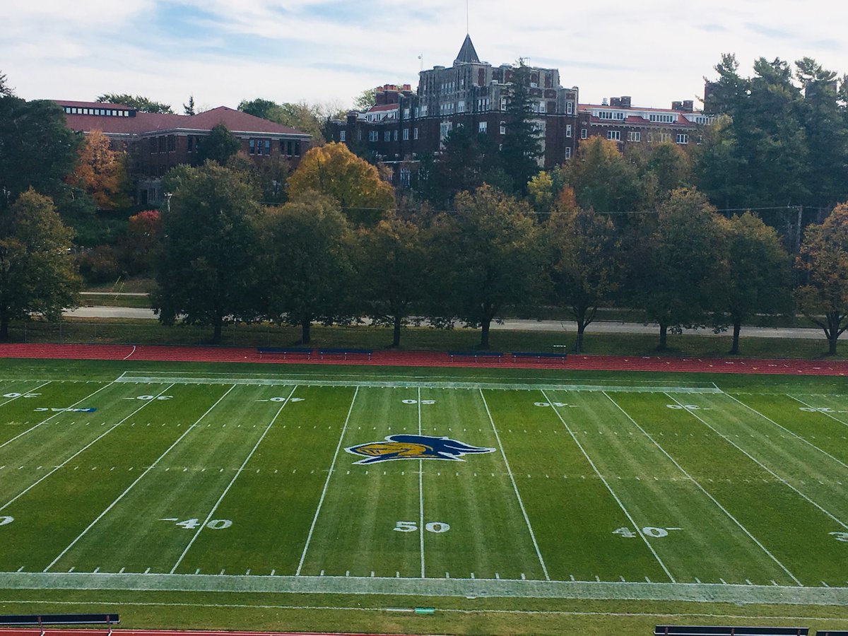 declan_schwab's tweet photo. I am incredibly honored and excited to announce I have been accepted into the Carleton College Class of 2025! Thank you @CoachJournell, @coachvanepps, @CoachBobDavies, and all of @CarletonFB! #keepstackin #GoKnights #watertheboo https://t.co/GATjXMxQ3r