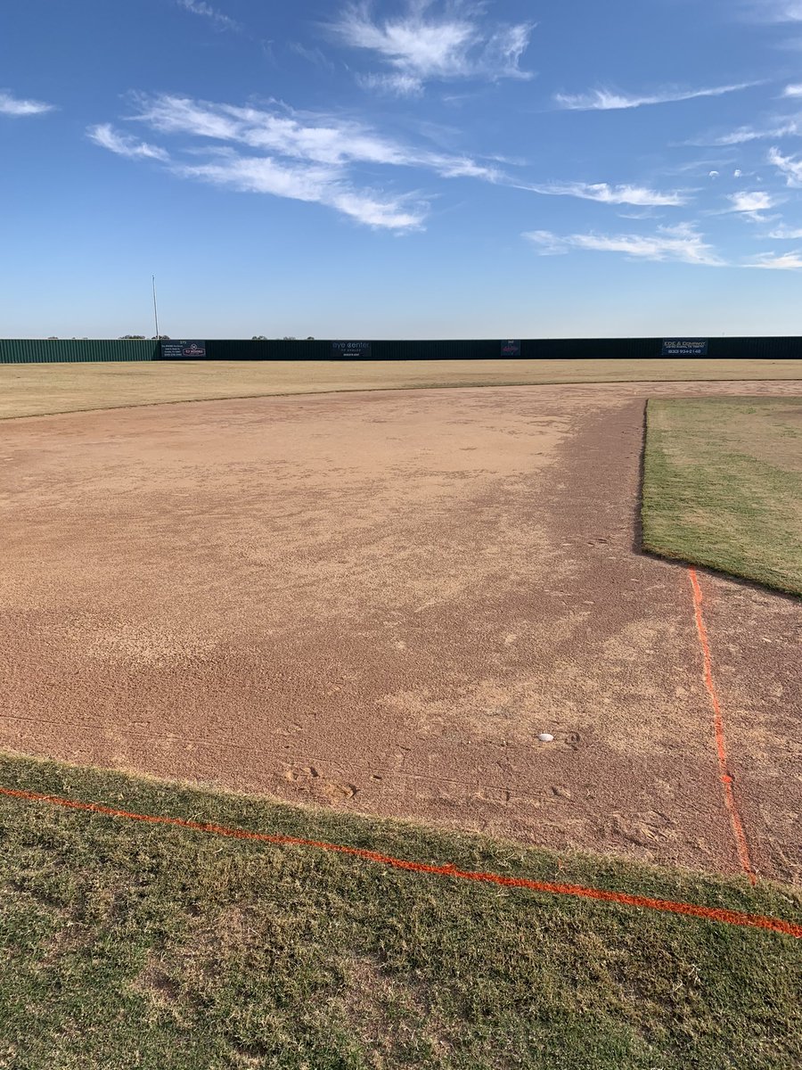 CTFieldscapes's tweet photo. Busy day at Knippa ISD! Infield renovation with #TurfaceMVP. Good luck to the ROCKCRUSHERS this year! https://t.co/Q3gnGQF6gQ