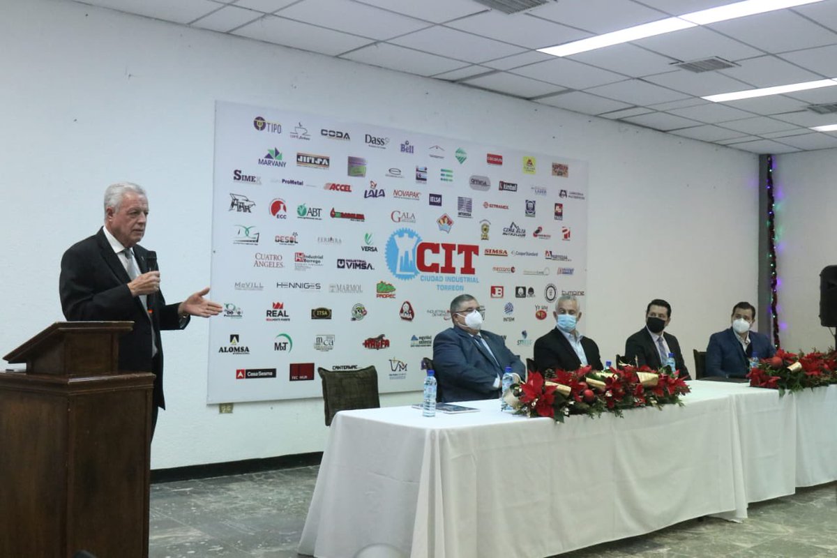 JZERMENOI's tweet photo. Enhorabuena al Lic. Luis Alberto Garnier, quien tomó protesta esta noche como nuevo presiente de la Mesa Directiva de la Ciudad Industrial de Torreón (@EUCITAC). #TorreónCiudadEnEquipo #EnEquipoLoSuperamosTodo https://t.co/j1f2X6jfMf