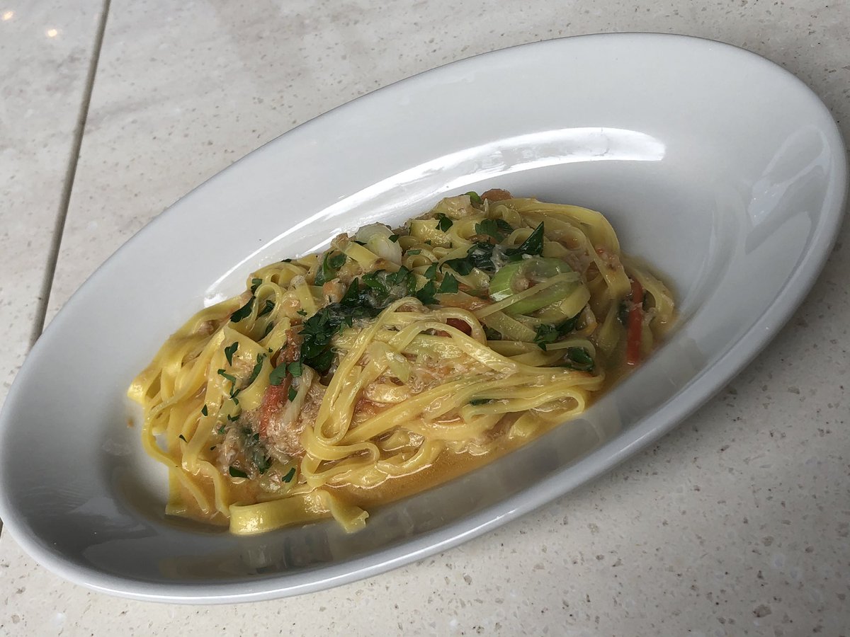 sake_bar_katoya's tweet photo. 昨日オープンのMORETHAN CAFE RESTAURANT BARさんで、お昼ご飯を食べました。
オープンおめでとうございます㊗️

#MORETHENCAFERESTAURANTBAR
#モアザンカフェレストランバー
#THENOT 
#ザノット
#広島グルメ
#新規店 https://t.co/KnlQ67kmsy