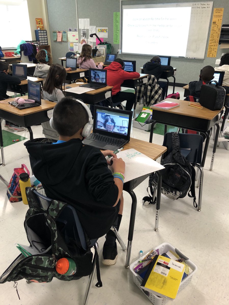 ValorieSlate's tweet photo. Day3: Every day I will post a picture from a day in the life of an educator. I will post without explanation and nominate someone else to take the challenge.  That’s 7 days, 7 pictures, 7 nominations.  I was nominated by @cllawren I nominate ⁦@JenAFore⁩ https://t.co/XU1cH2PQQq