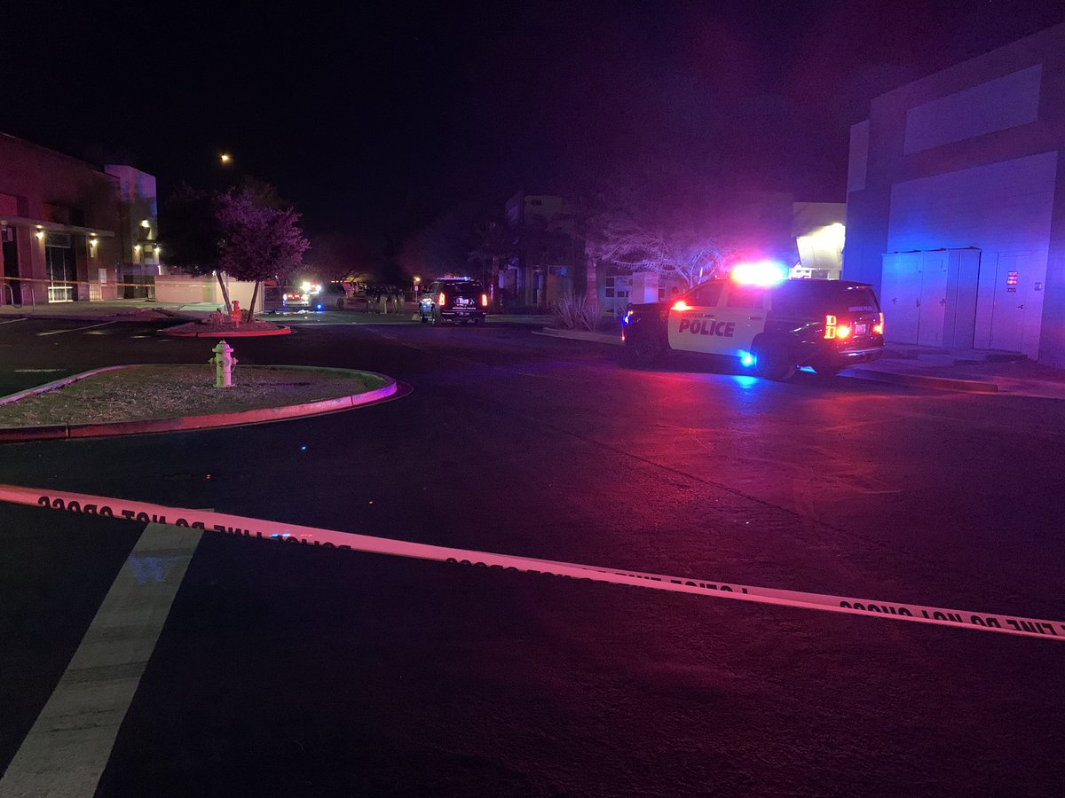 MarkyJFox10's tweet photo. Police responding to a shooting near Dysart rd and Van Buren. #fox10phoenix https://t.co/45Cl9NJsJf