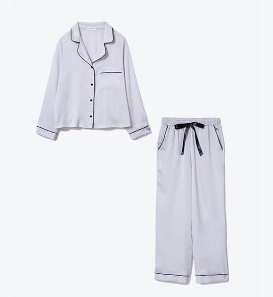 Fashion Express 新垣結衣 さん衣装 任天堂 Cm Nintendo Switch 冬 Tvcm 新垣結衣さん着用アイテム Cm後半で着用のカーデはこちら ひよこみたいな色が可愛い ふわふわなカーディガンです 詳細はこちら T Co H6zmgyl9wh