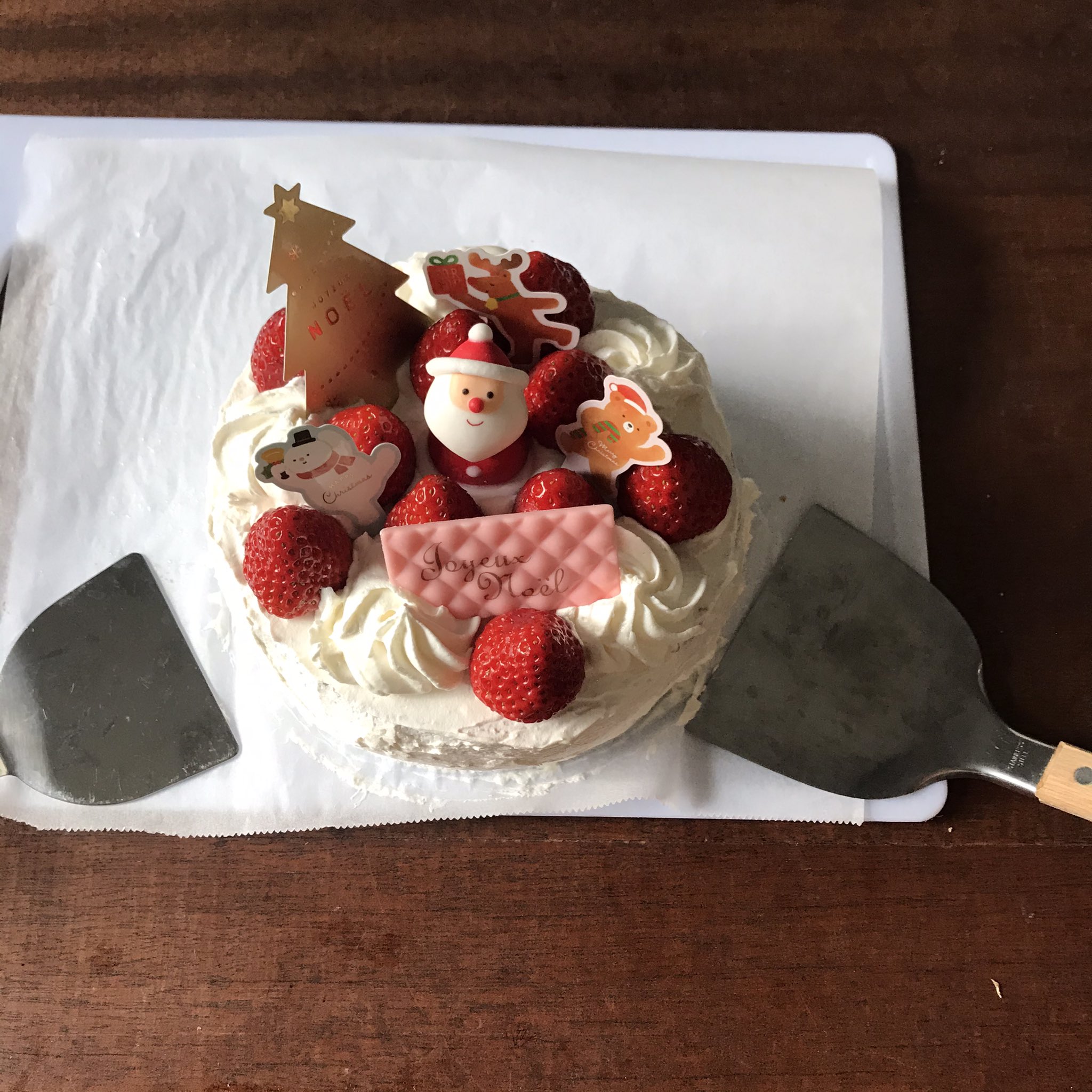 山本ゆり Syunkon レンジは600w Pa Twitter デコレーションしたケーキをお皿に移動させる時 これより良いやり方が思いつかん T Co Wvqoedkjzd Twitter