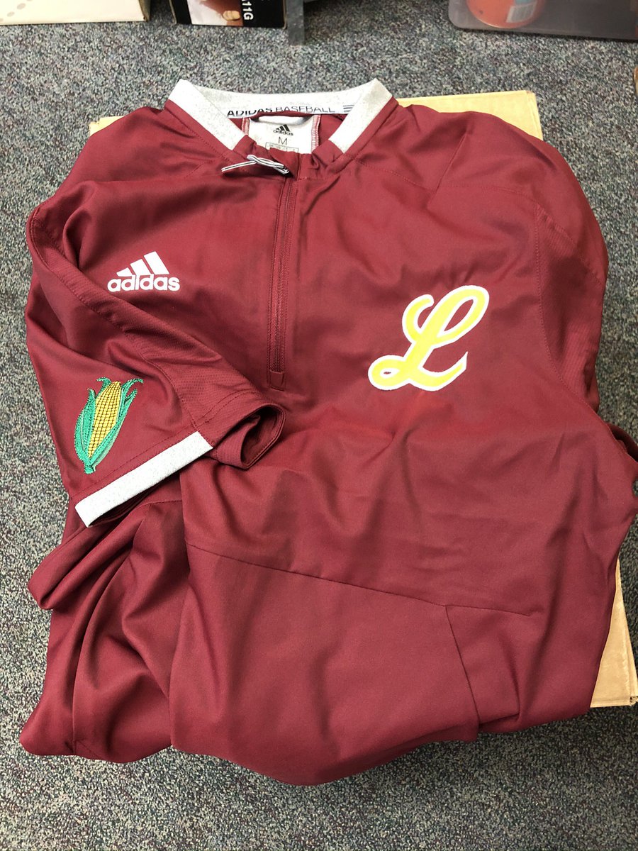 LHSLionsBsbl's tweet photo. We also got these legit cage jackets for all our guys @adidasBaseball @adidasAVK #corncountry #lionboys https://t.co/w6dFmHT5GU