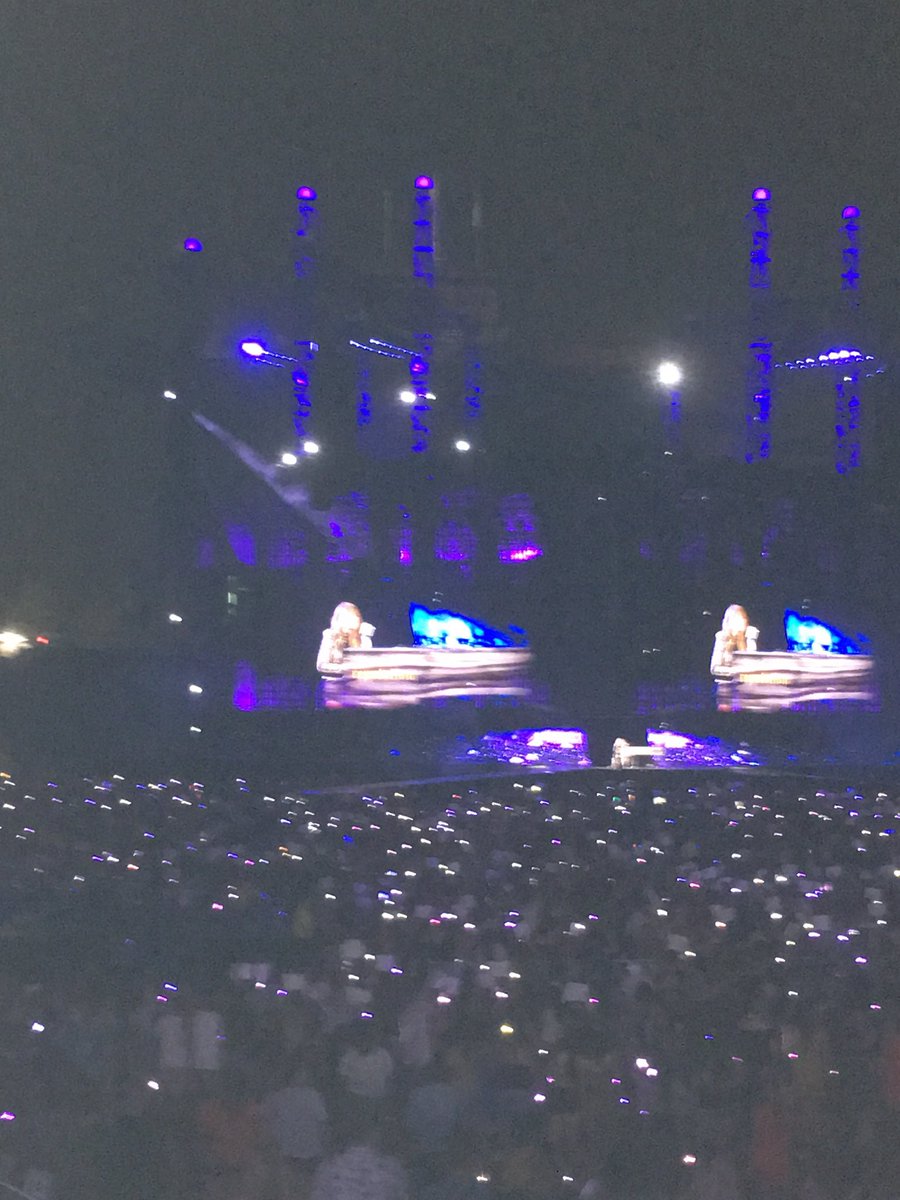 liz (@elizabeth_ruch) | Twitter